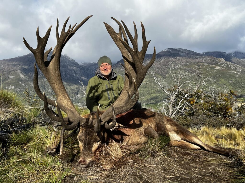 Gold Medal Red Stag Patagonia Image 14